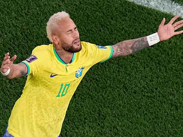Neymar kịp hồi phục chấn thương và góp mặt trong trận bóng gặp Hàn Quốc