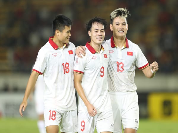 Tấn Tài, Tiến Linh và Văn Toàn là hai cầu thủ có số điểm ngang bằng nhau